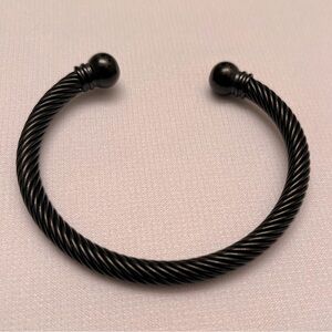 Black metal bracelet